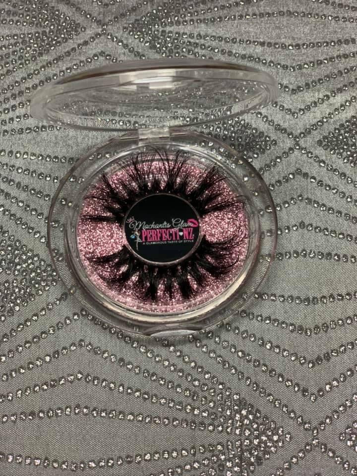 Glam Mink Eyelashes