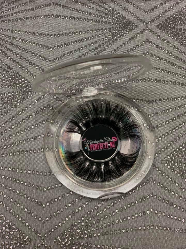 Glam Mink Eyelashes