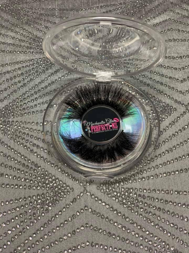 Glam Mink Eyelashes